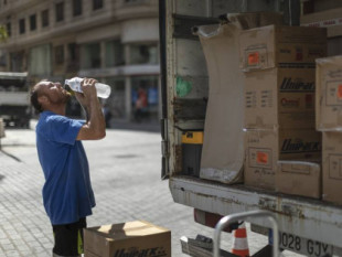 "Estoy harto de rogar agua": despedido en plena ola de calor tras pedir una botella de agua