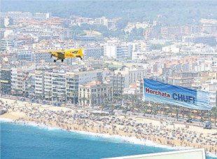 ¿Por qué las avionetas ya no arrojan regalos en las playas?