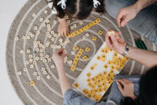Ya puedes jugar gratis al Scrabble oficial online: tanto solo como con tus amigos