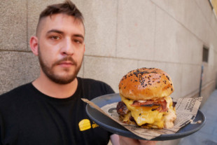 César Peña creó la mejor hamburguesa de España, pero sus socios le han borrado del mapa: “Me la clavaron por la espalda”