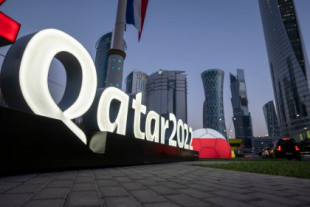 Qatar detiene y deporta a trabajadores antes de Copa Mundial por protestar al no recibir sus salarios
