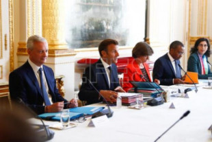 Macron: "Estamos viviendo el fin de la abundancia"