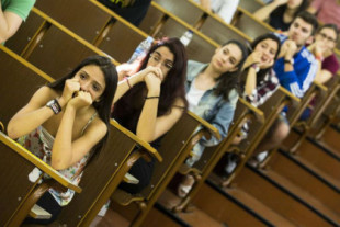 Una auditoría de Hungría alerta contra un alto nivel de educación de las mujeres
