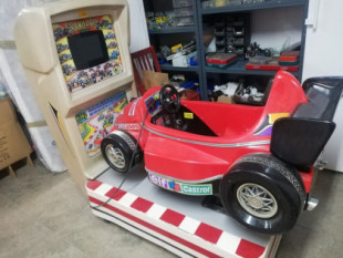 Preservado el juego de la máquina infantil Rally Montecarlo de Falgás