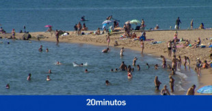 Rescatan a tres kilómetros de la costa de Barcelona a una mujer que estuvo seis horas en el agua al entrar a nadar y no poder salir