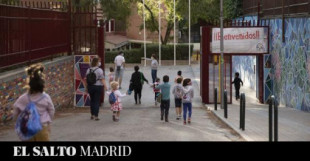Becas en Madrid: los beneficiarios de la privada se llevan diez veces más dinero que los de la pública