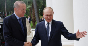 Erdogan pide a Rusia devolver los territorios ocupados en Ucrania para lograr la paz