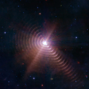 Primera observación directa de luz estelar 'empujando' materia (ING)