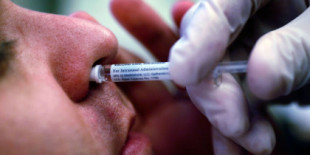 La vacuna nasal contra la COVID fracasa en el ensayo clínico y obliga a los investigadores a volver al laboratorio [ENG]