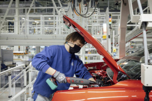 La producción de coches afronta una caída de hasta 6 millones de unidades. Y a España le afecta de lleno