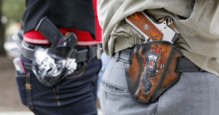 'El futuro que el Partido Republicano quiere para todo Estados Unidos': la ley de armas de Texas desata un caos mortal (eng)