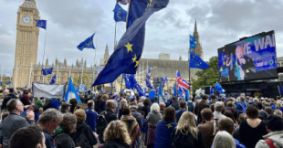 Miles de británicos se reunieron en Londres para pedir la reincorporación del Reino Unido a la Unión Europea