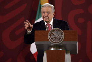 López Obrador asegura que España ha dado "continuidad" al franquismo "sin Franco"