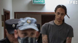 Rusia traslada a la jugadora Brittney Griner a una prisión de trabajos forzados