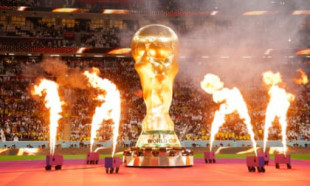 La BBC ignora la ceremonia de apertura del Mundial en favor de críticas a Qatar (ENG)