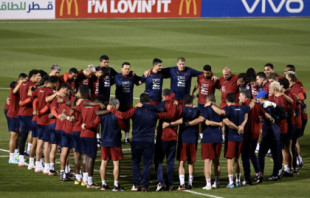 La Selección Española de Fútbol guardará un mes de silencio por los seis mil obreros muertos en Qatar