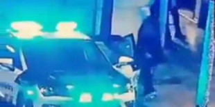 Intentan robar un coche de los 'Mossos d'Esquadra' con casi una decena de agentes al lado