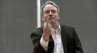Conjunto de datos de los despotriques de Linus Torvalds clasificadas por negatividad mediante análisis de sentimientos [ENG]