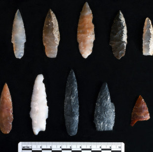 Arqueólogos descubren puntas de proyectil conocidas más antiguas de las Américas (ENG)