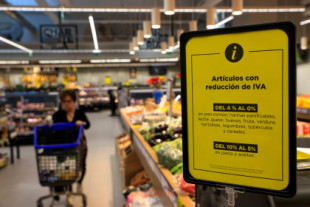 Los grandes supermercados no garantizan que bajen los precios pese a la rebaja del IVA: "El reto es que los costes bajen cuanto antes"