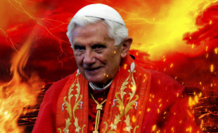 El Papa Ratzinger, muy sorprendido de que haya tanto fuego en el Cielo