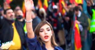 Alemania prohíbe la entrada de por vida a la falangista Isabel Peralta