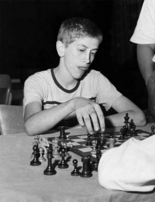La infancia de Bobby Fischer: el niño ajedrecista que «vagabundeaba» por las calles de Nueva York