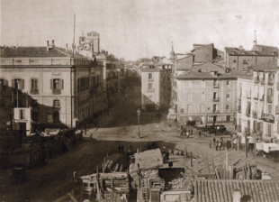 Fotografías antiguas de la Puerta del Sol de Madrid (1850-1960)