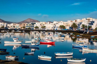 Británicos, ante la intención de Lanzarote de buscar un mejor turismo: “Allí no hay nada más que nosotros y el clima”