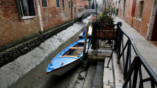 La sequía deja secos los canales de Venecia en plenos carnavales