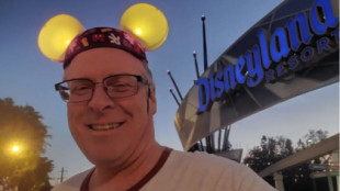Un hombre bate el récord de visitas a Disneyland tras 2.995 días consecutivos