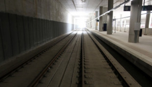En la nueva estación de Antequera no caben dos trenes de ancho convencional
