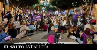 El Ayuntamiento de Almería premia a la organización antiabortista Red Madre en el 8M