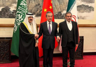 China auspicia un histórico acuerdo para que Irán y Arabia Saudí restablezcan relaciones