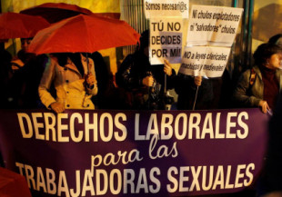 Las asociaciones de prostitutas se rebelan contra su prohibición: «¿De qué vamos a vivir ahora?»