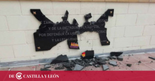 Reventada a mazazos: así ha aparecido la placa en recuerdo de los represaliados por el franquismo en el cementerio de Zamora