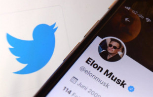 Elon Musk sostiene que el Gobierno estadounidense tenía "acceso total" a los mensajes privados de Twitter