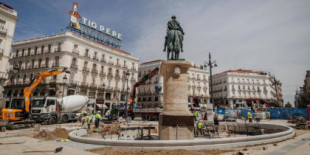 La nueva Puerta del Sol, a juicio popular: «Es un gasto absurdo»