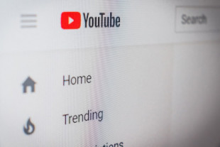 Bloquear la publicidad en YouTube ha sido muy fácil… Hasta ahora: la plataforma impide ver vídeos a algunos usuarios con adblock