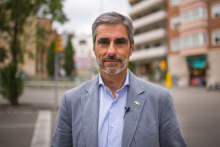 El candidato de Vox en Barcelona justifica que su hijo llevase una porra extensible en una manifestación antiokupa