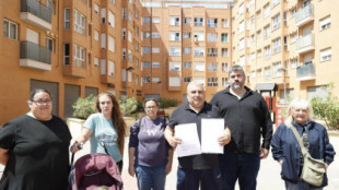 Vecinos de Alfafar denuncian a la Sareb por acoso inmobiliario