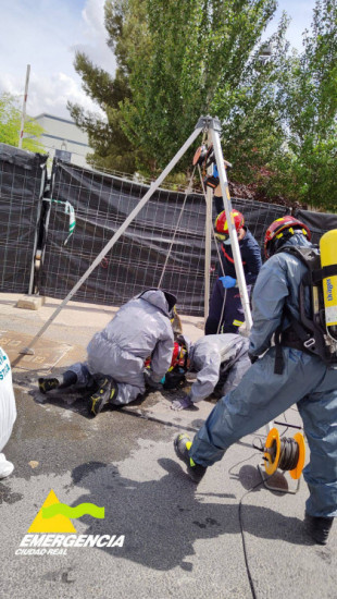 Mueren dos trabajadores dentro de una arqueta en Daimiel (Ciudad Real)