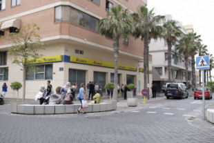 Los dos partidos bajo sospecha por comprar votos en Melilla comenzaron pagando 50 euros por cada amaño, pero la subasta escaló hasta los 120 euros
