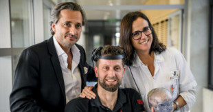 Un parapléjico vuelve a andar gracias a una interfaz cerebro-ordenador creada con inteligencia artificial