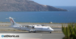 Un motín de los pasajeros de un avión de Air Maroc frustra la deportación de una persona migrante de Guinea Conakry desde Gran Canaria