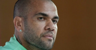 Dani Alves no convence a la Audiencia de Barcelona y seguirá en prisión preventiva