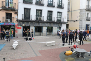 Desokupa y Vox usan un asesinato en Madrid para alimentar bulos xenófobos contra los migrantes