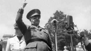 Franco no inventó la seguridad social ni las vacaciones pagadas: el hilo que desmonta los falsos logros del dictador