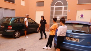Expulsan de su casa a los dos hijos de la mujer asesinada por su expareja en Valencia