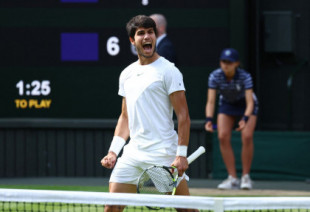 Alcaraz derrota a Djokovic en Wimbledon
